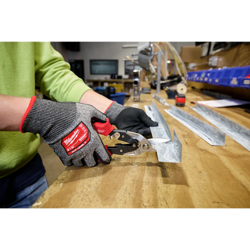 Milwaukee Right Cutting Aviation Snips